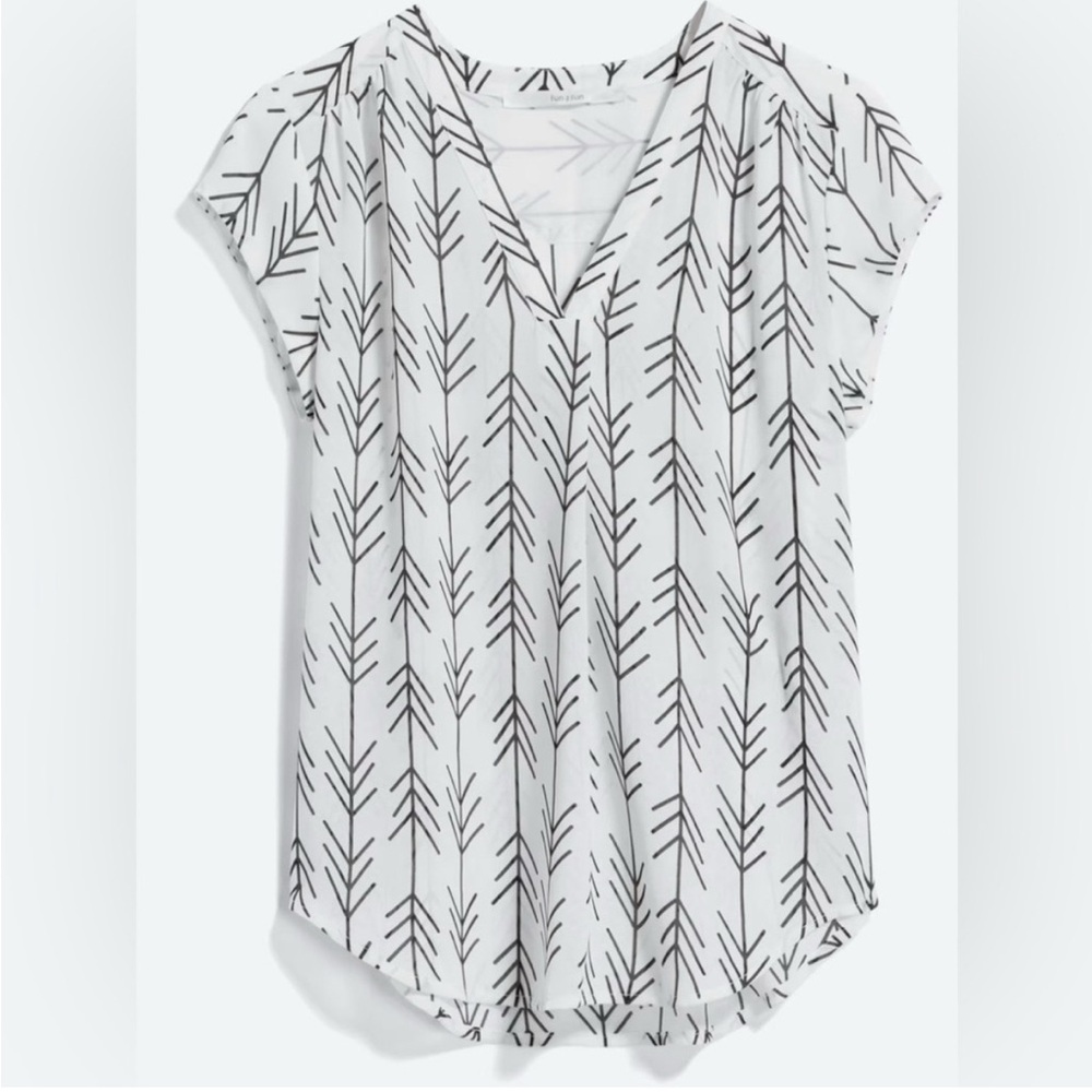 White and Black Patterned Women's Top